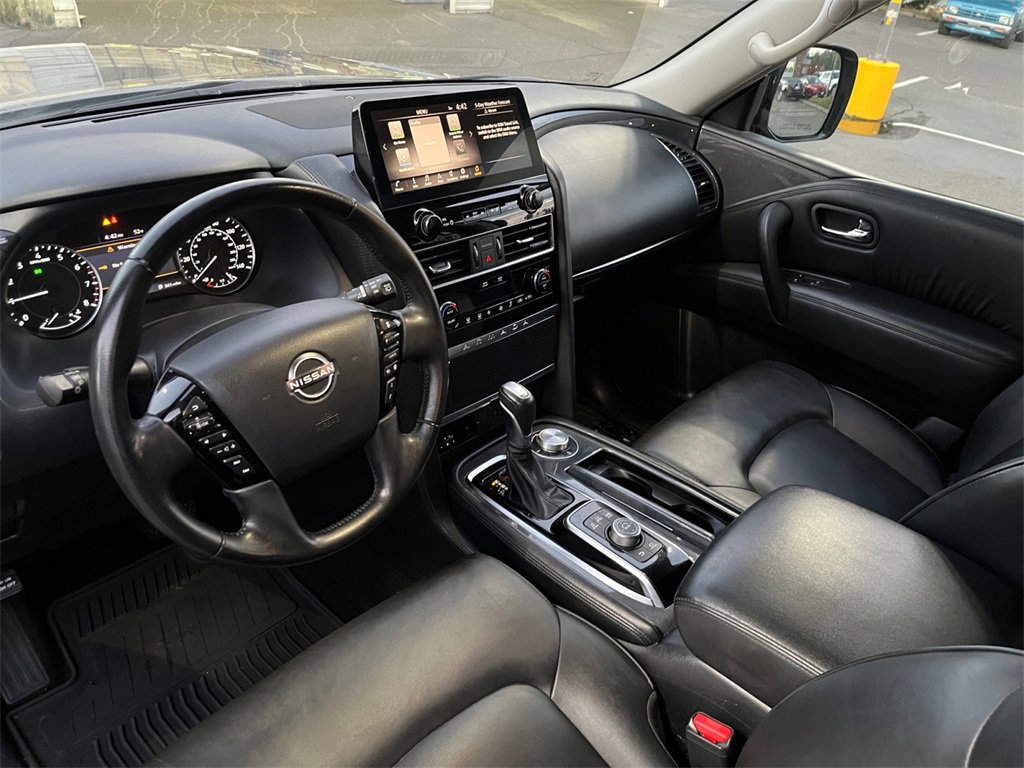 Used 2022 Nissan Armada SV image 16