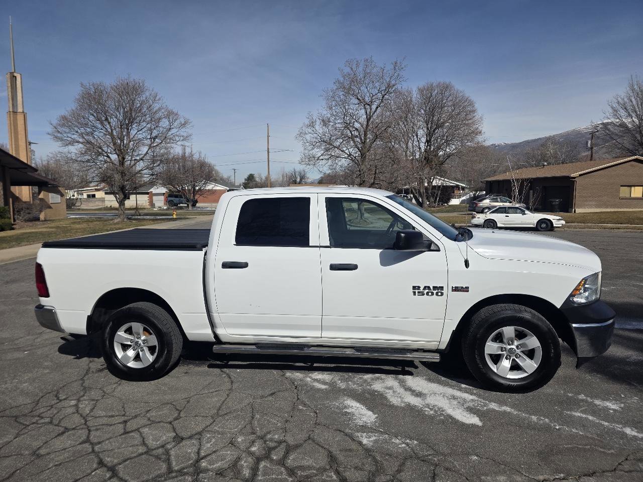 Used 2016 RAM 1500 ST w/ SXT Appearance Group AWD/4WD image 2