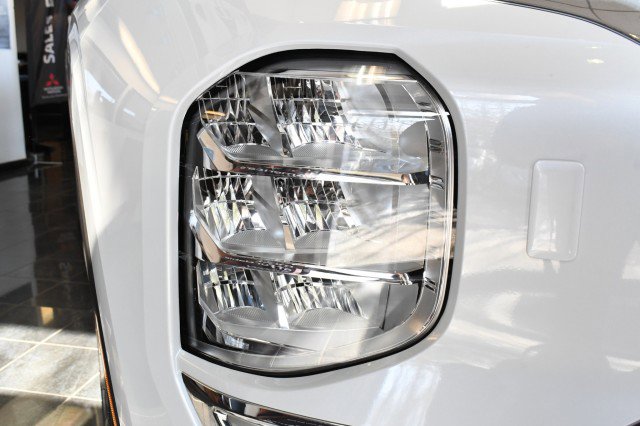 New 2026 Mitsubishi Outlander SEL AWD/4WD image 5