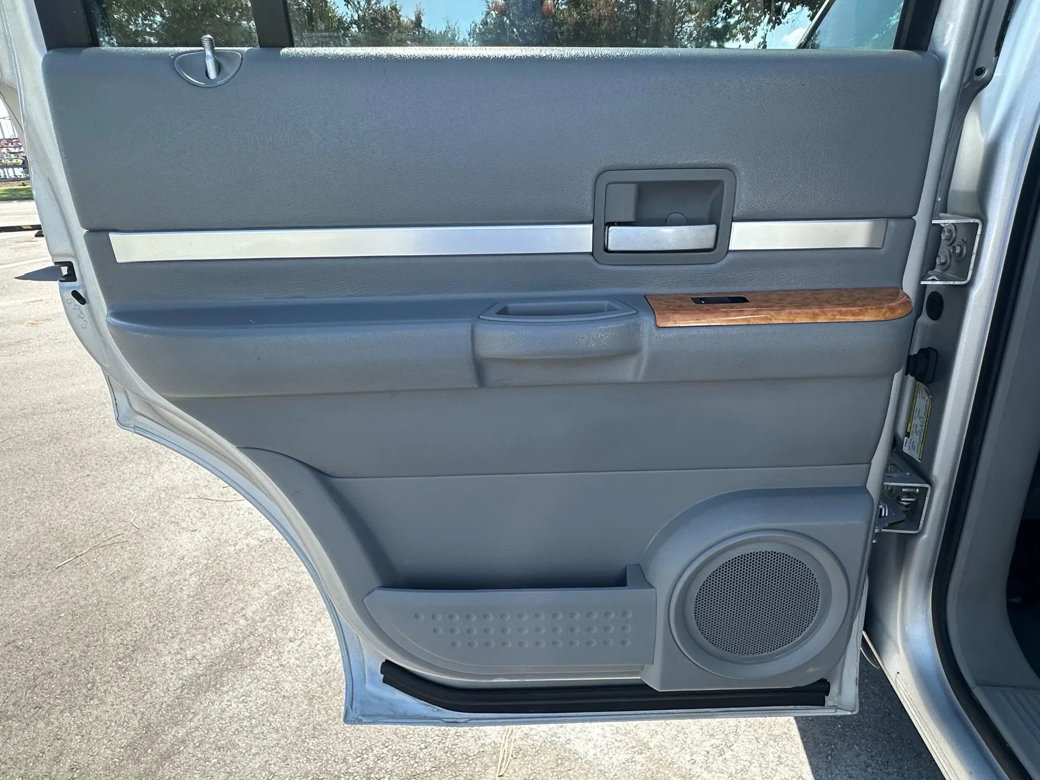 Used 2007 Chrysler Aspen Limited w/ PWR Convenience Group image 22