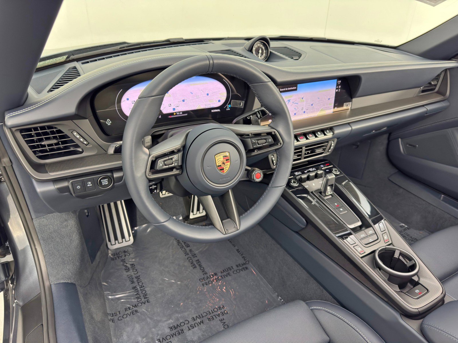 Used 2025 Porsche 911 Carrera image 12