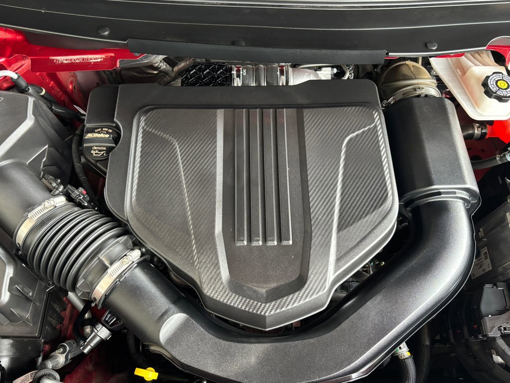 Used 2024 Chevrolet Traverse RS image 32