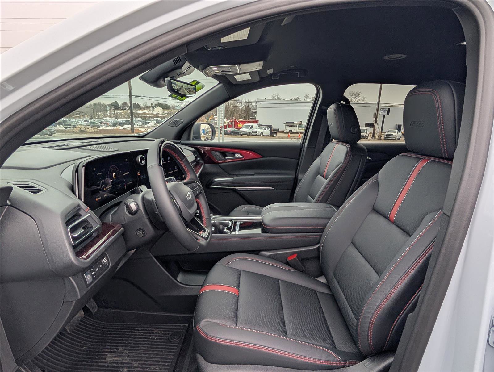 New 2026 Chevrolet Traverse RS w/ LPO, Floor Liner Package image 12