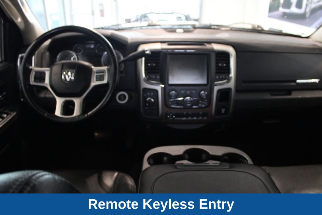 Used 2014 RAM 2500 Laramie w/ Black Appearance Group AWD/4WD image 8