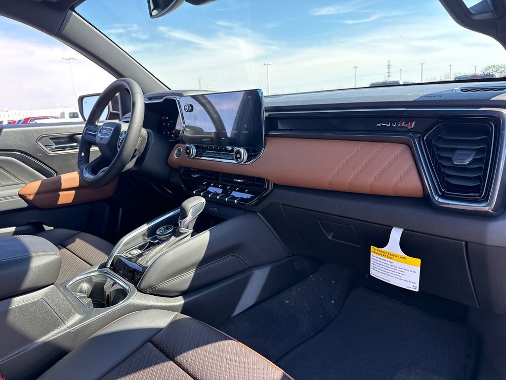 New 2026 GMC Canyon AT4 w/ AT4 Premium Package image 40