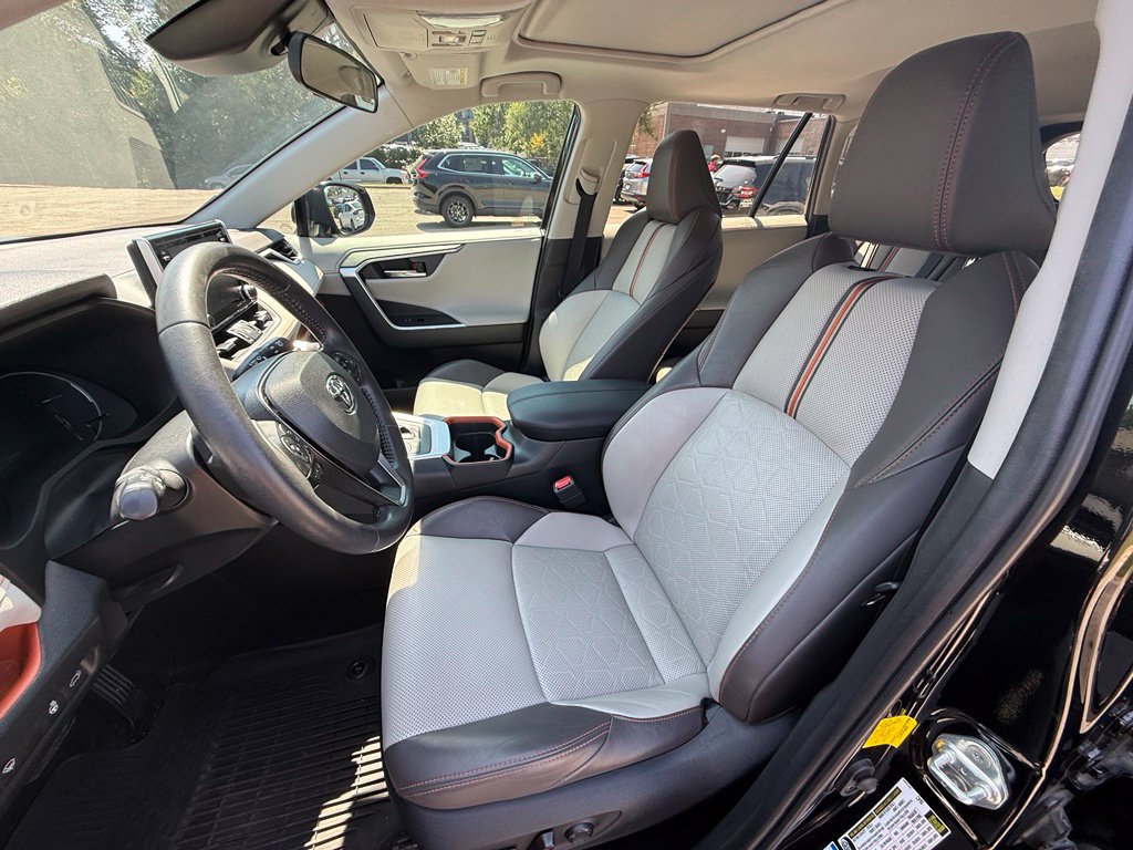 Used 2019 Toyota RAV4 Adventure w/ Cold Weather Package AWD/4WD image 11