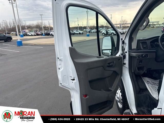 Used 2023 Ford Transit 250 Low Roof AWD w/ Exterior Upgrade Package image 10