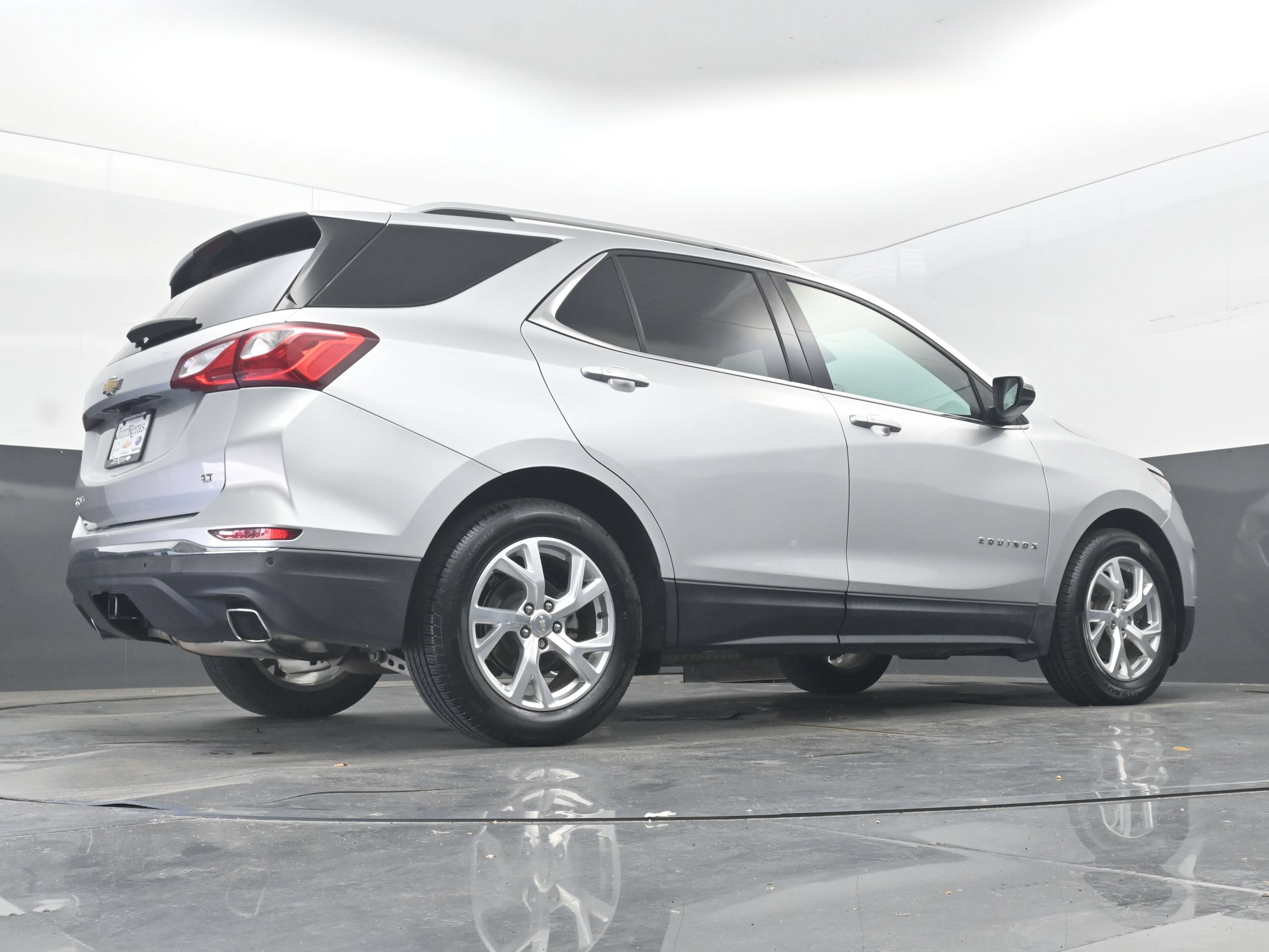 Used 2019 Chevrolet Equinox LT w/ Sun & Navigation Package FWD image 32