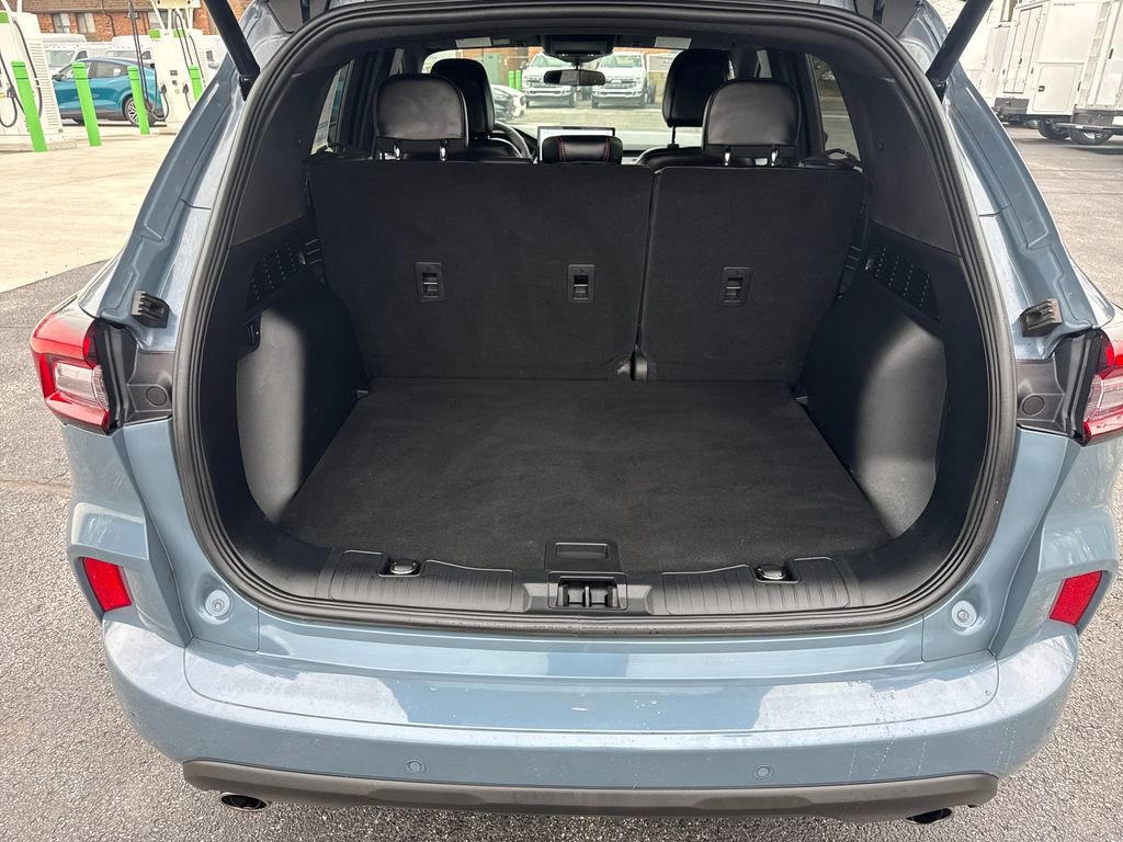 Used 2023 Ford Escape ST-Line w/ Tech Pack #1 image 10