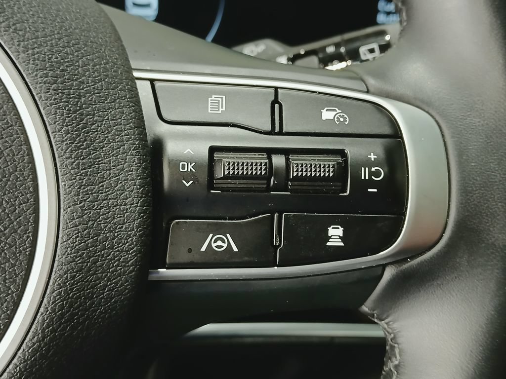 Used 2025 Kia Sportage X-Pro Prestige AWD/4WD image 30