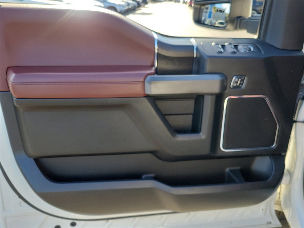 Used 2019 Ford F150 Platinum w/ Equipment Group 701A Luxury image 21