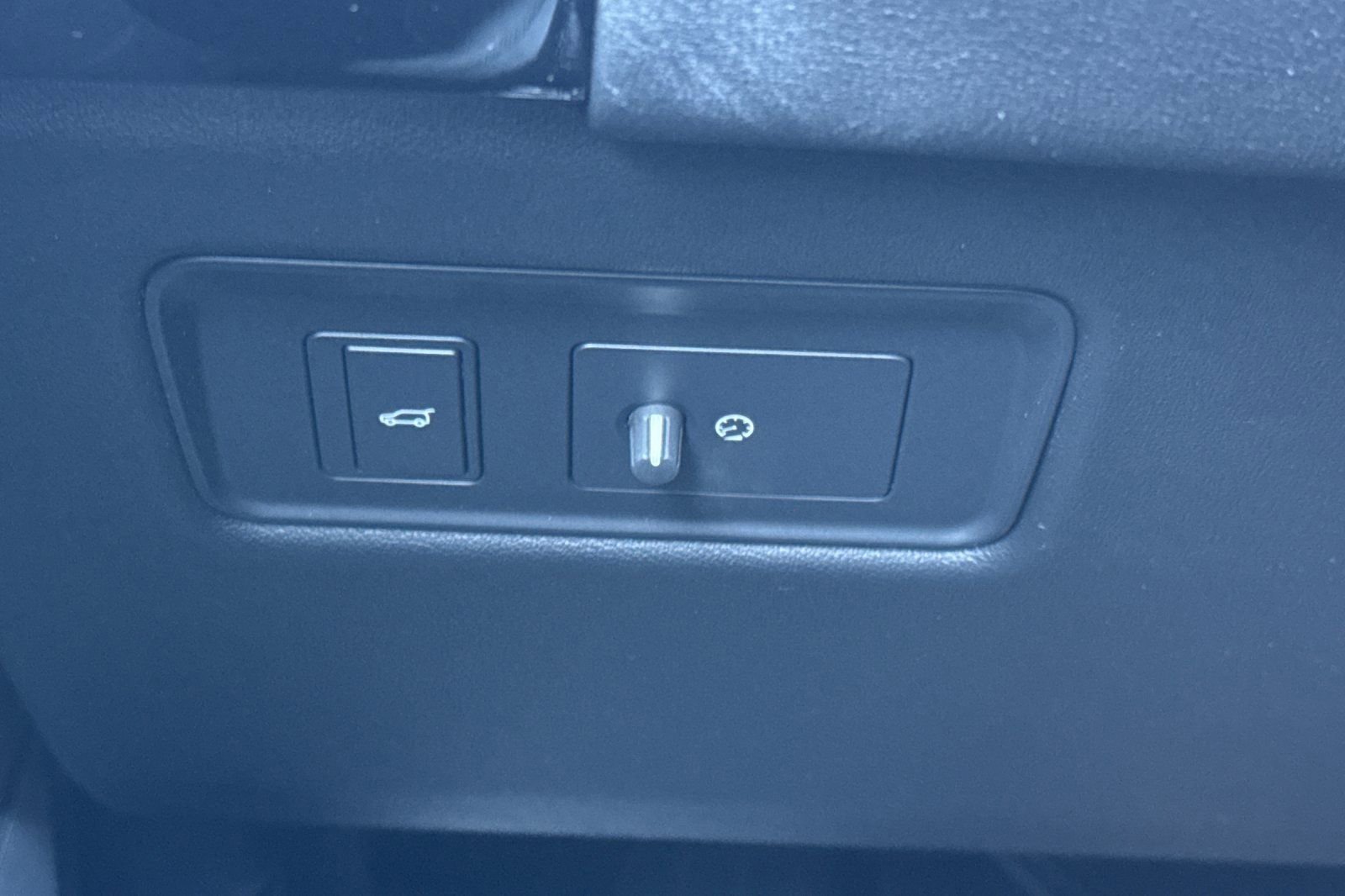 Used 2019 Land Rover Range Rover Sport HSE image 31