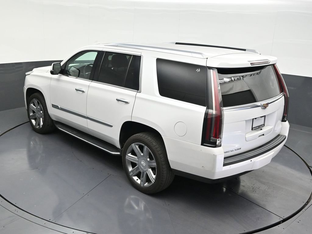 Used 2019 Cadillac Escalade Luxury image 17
