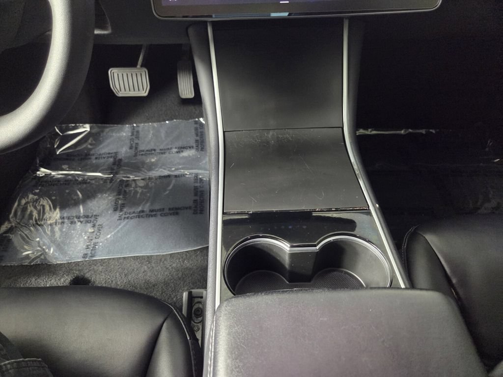 Used 2020 Tesla Model 3 Standard Range Plus RWD image 14