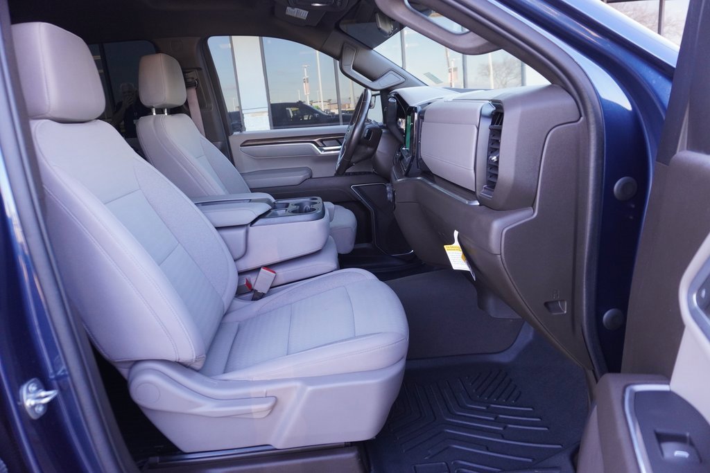 Used 2023 Chevrolet Silverado 1500 LT w/ Protection Package image 22