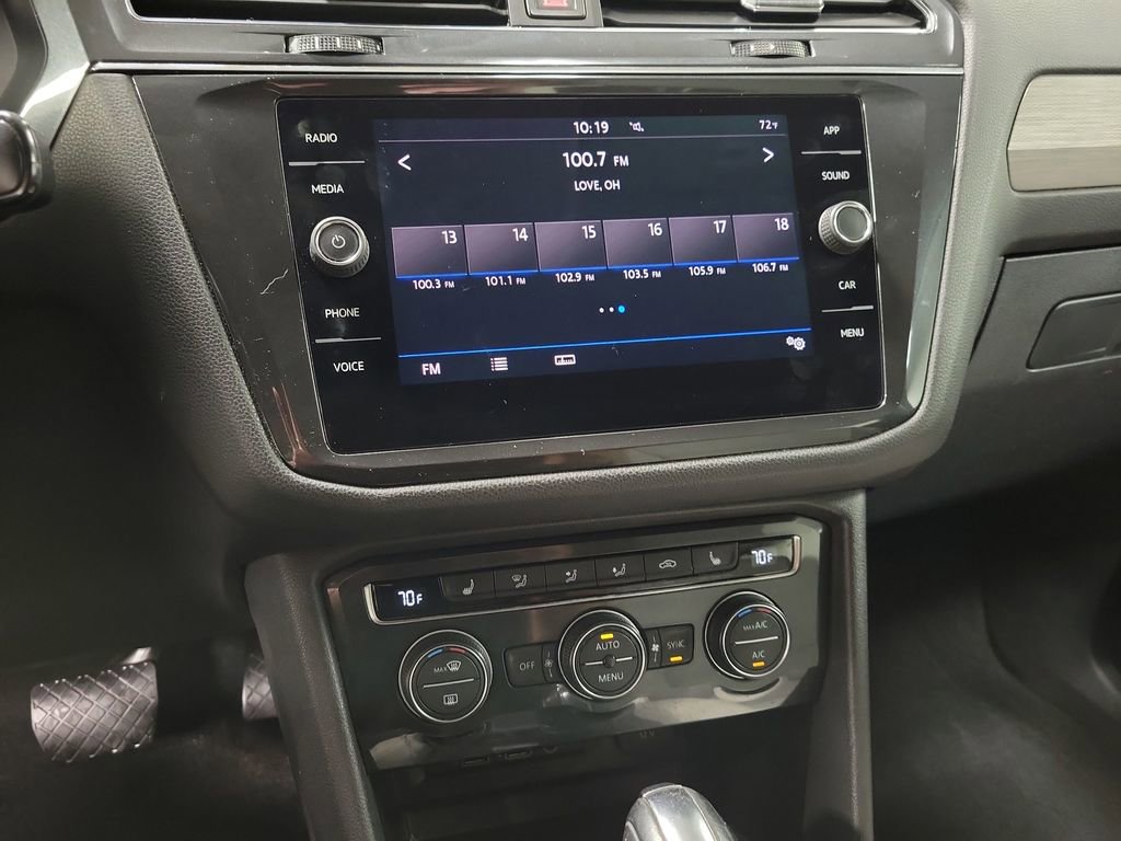 Used 2018 Volkswagen Tiguan SE image 15