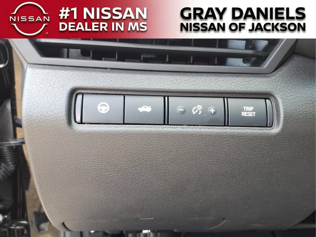 Certified 2025 Nissan Altima 2.5 SL FWD image 12