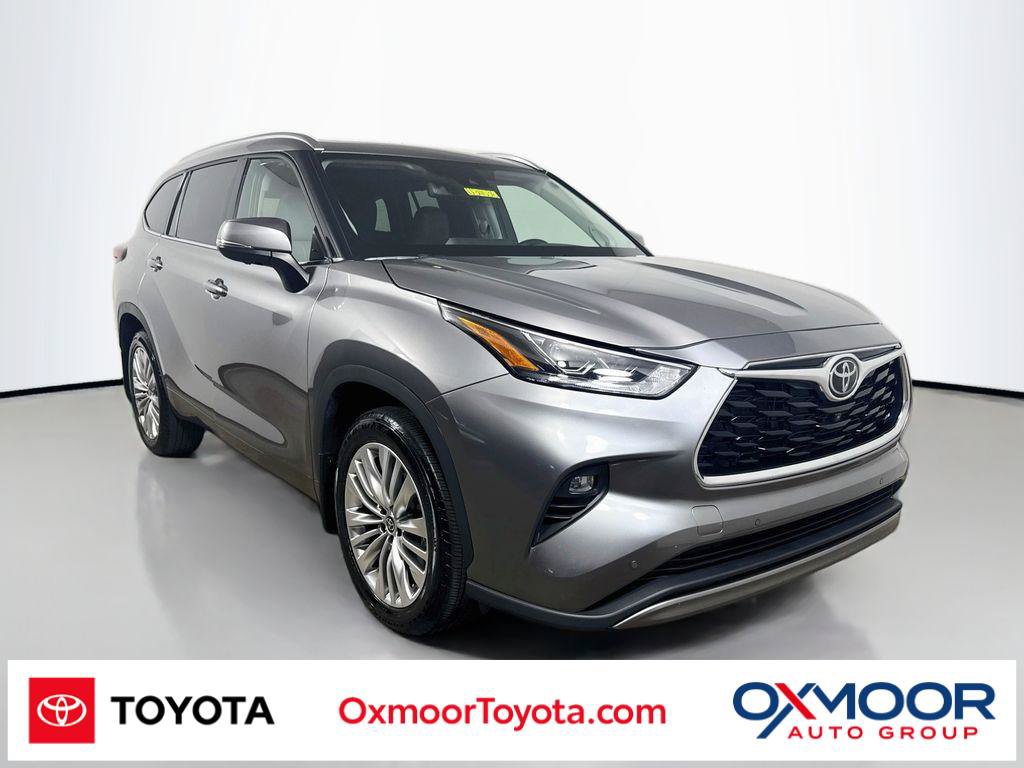 Certified 2025 Toyota Highlander Platinum AWD/4WD video 1