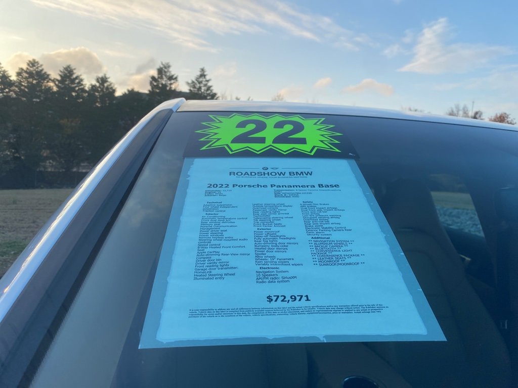 Used 2022 Porsche Panamera Base image 18