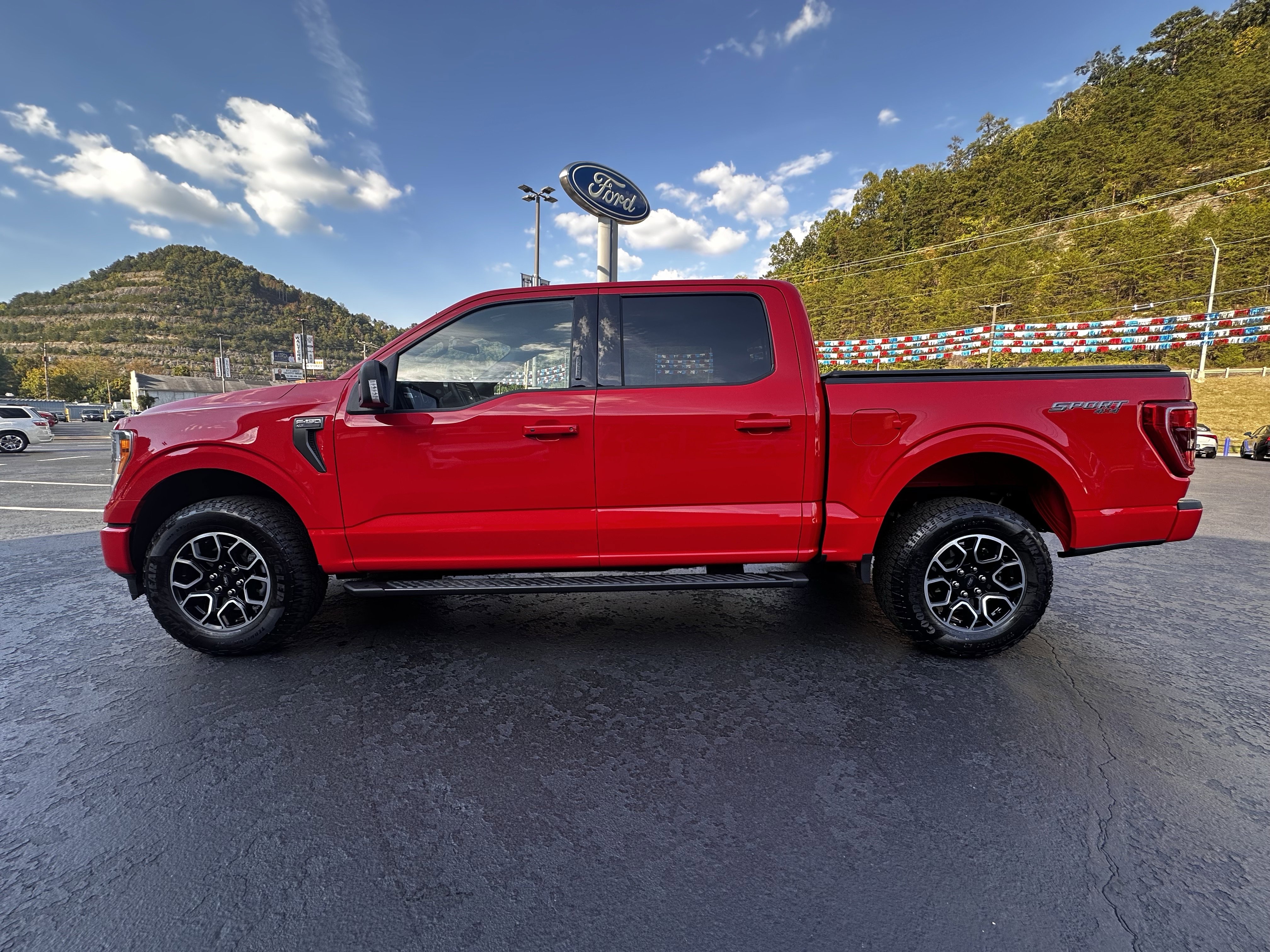 Used 2023 Ford F150 XLT w/ Equipment Group 302A High image 16