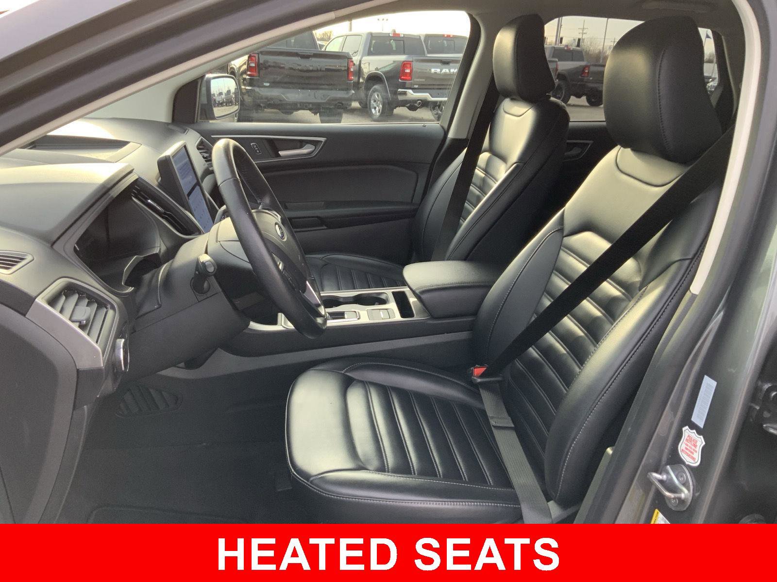 Used 2024 Ford Edge SEL image 4