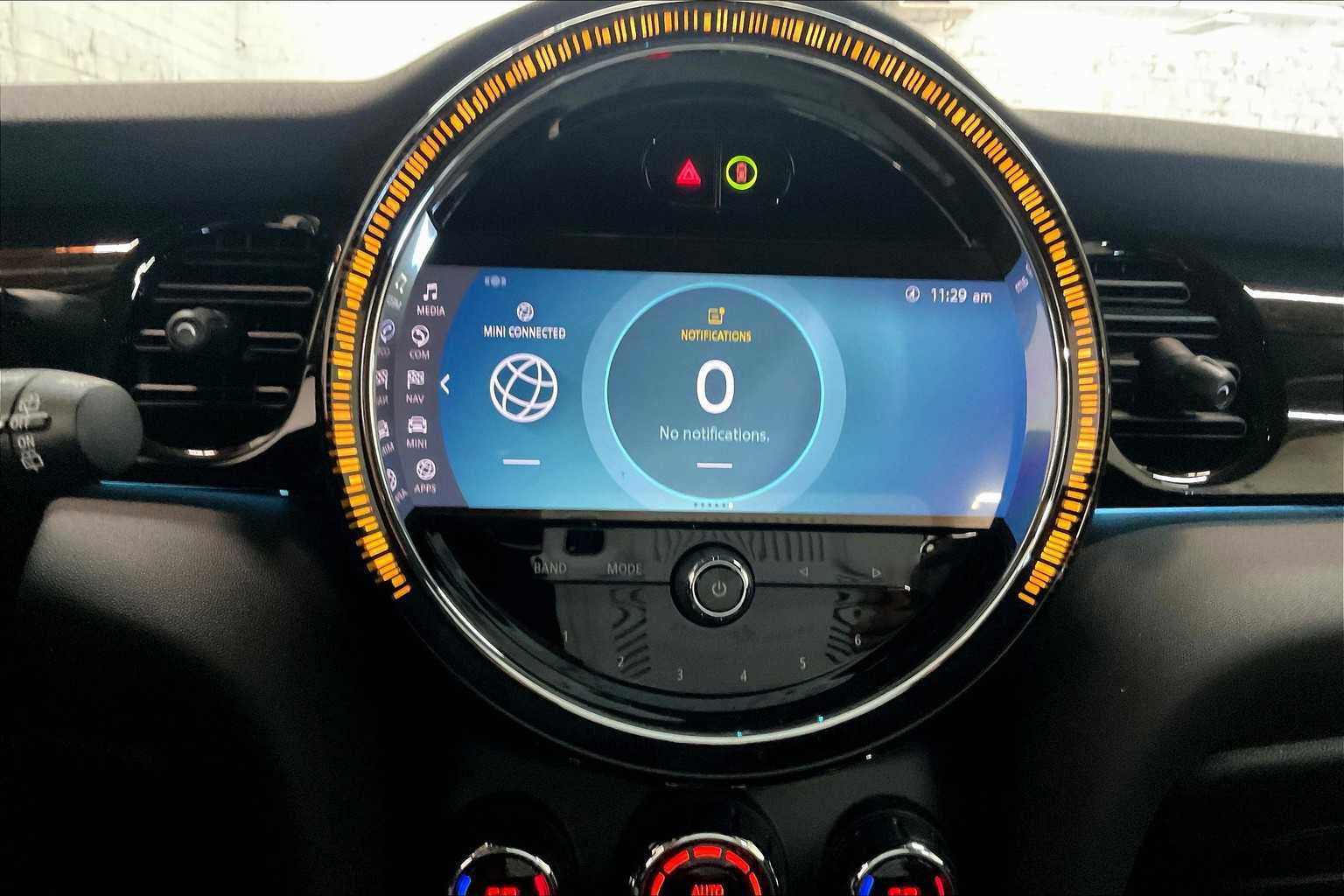 Used 2024 MINI Cooper SE image 36