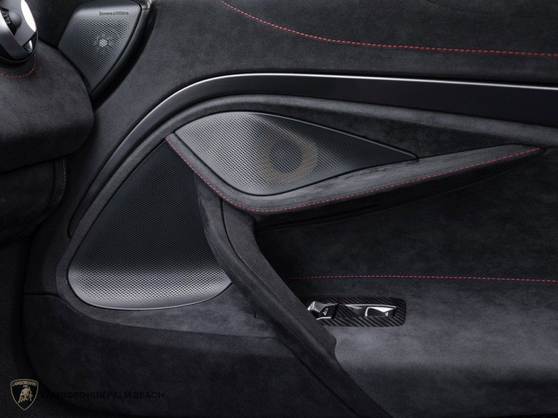 Used 2021 McLaren 720S Luxury image 24