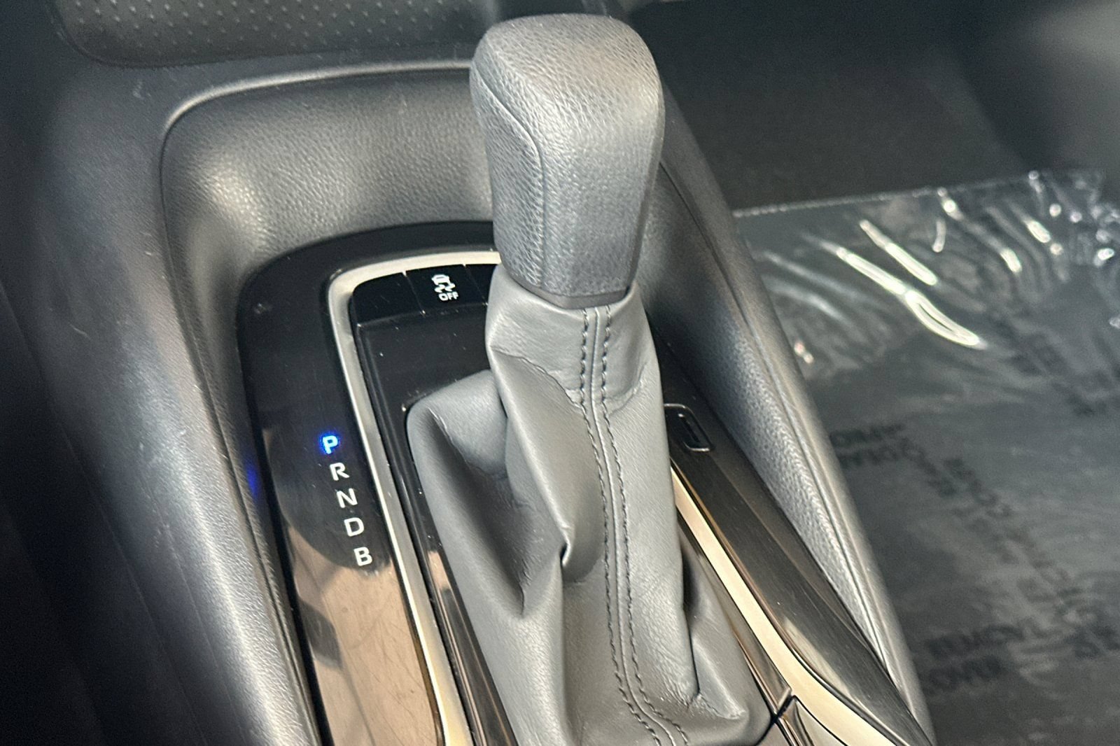 Used 2022 Toyota Corolla LE FWD image 22