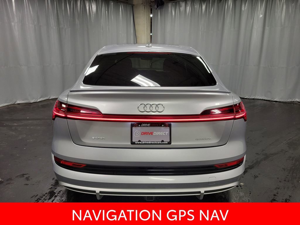 Used 2022 Audi e-tron Prestige w/ Prestige Package image 7