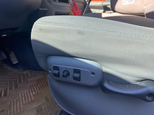 Used 2006 Dodge Ram 2500 Truck SLT AWD/4WD image 24