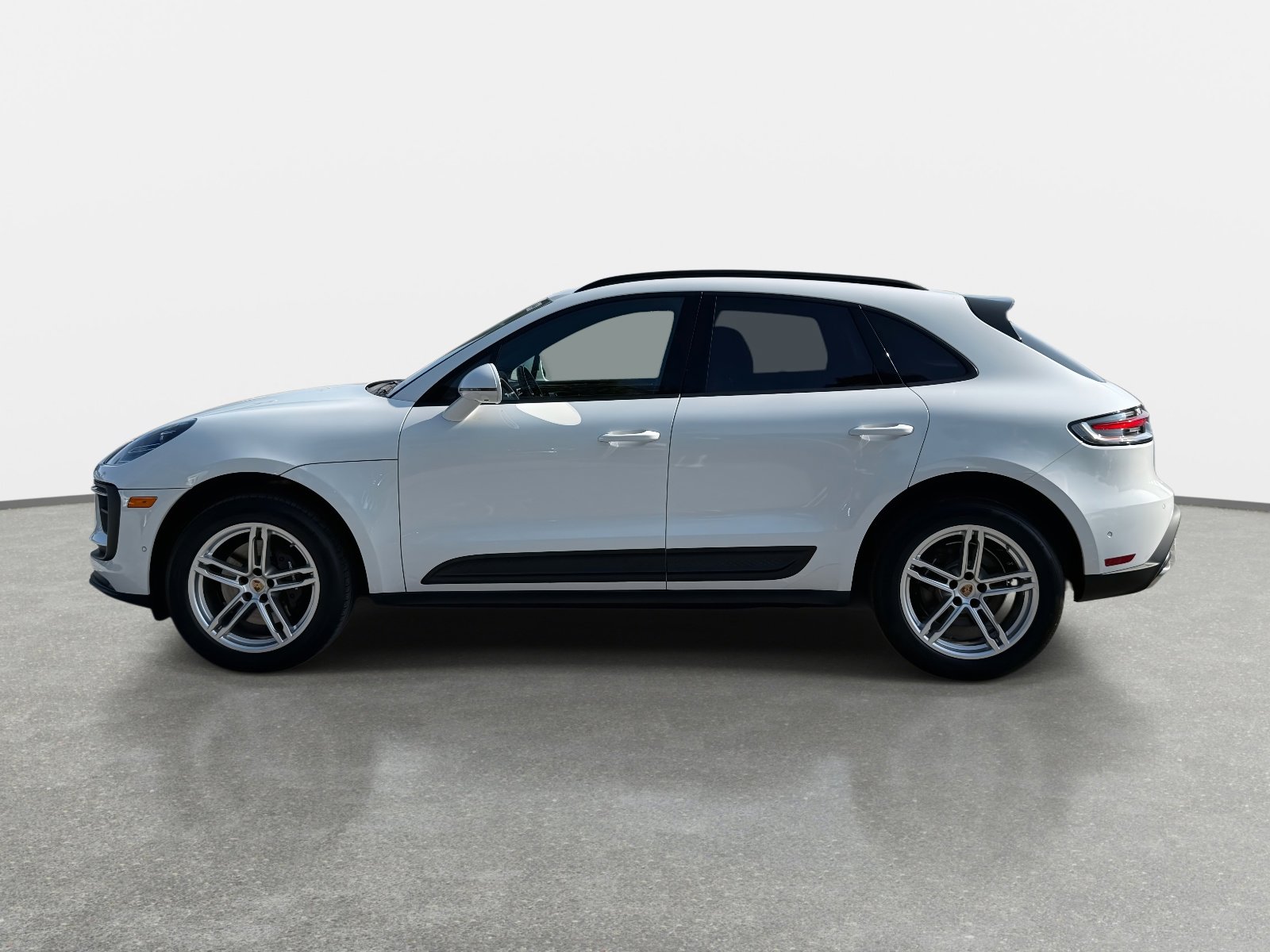 Used 2022 Porsche Macan image 6