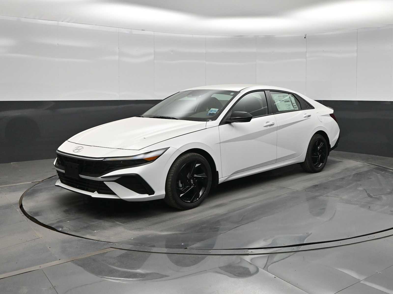 New 2026 Hyundai Elantra Sport FWD image 4