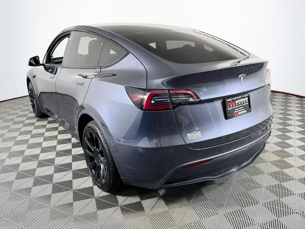 Used 2023 Tesla Model Y Long Range AWD/4WD image 5