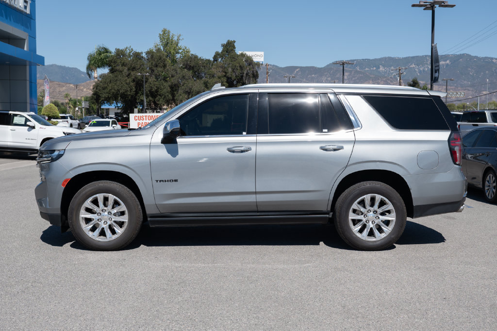 Used 2023 Chevrolet Tahoe Premier w/ Premium Package 2 AWD/4WD image 7