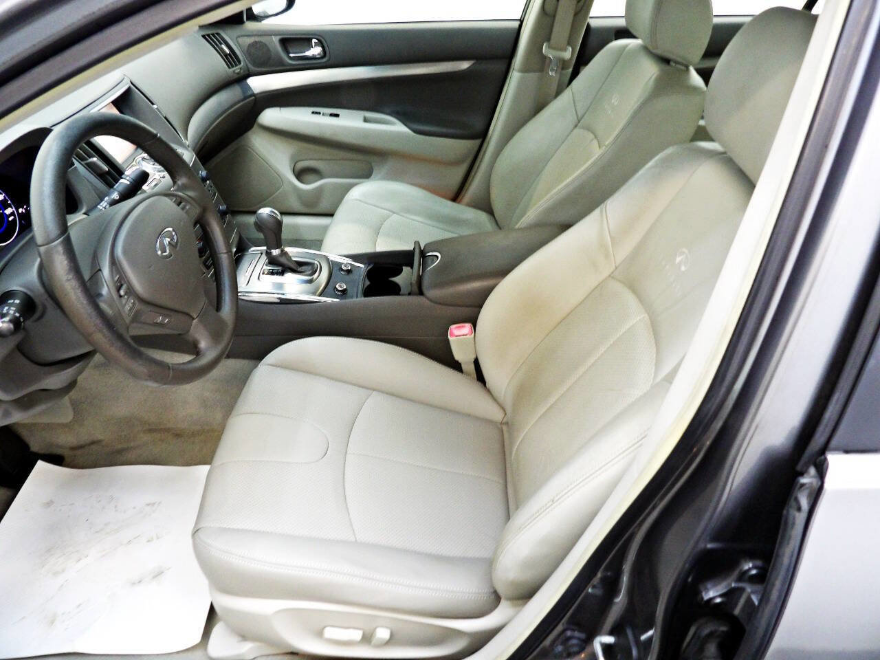 Used 2010 INFINITI G37 x Sedan AWD/4WD image 8