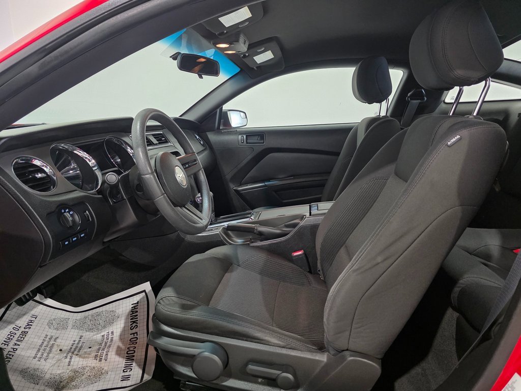 Used 2012 Ford Mustang Coupe image 13