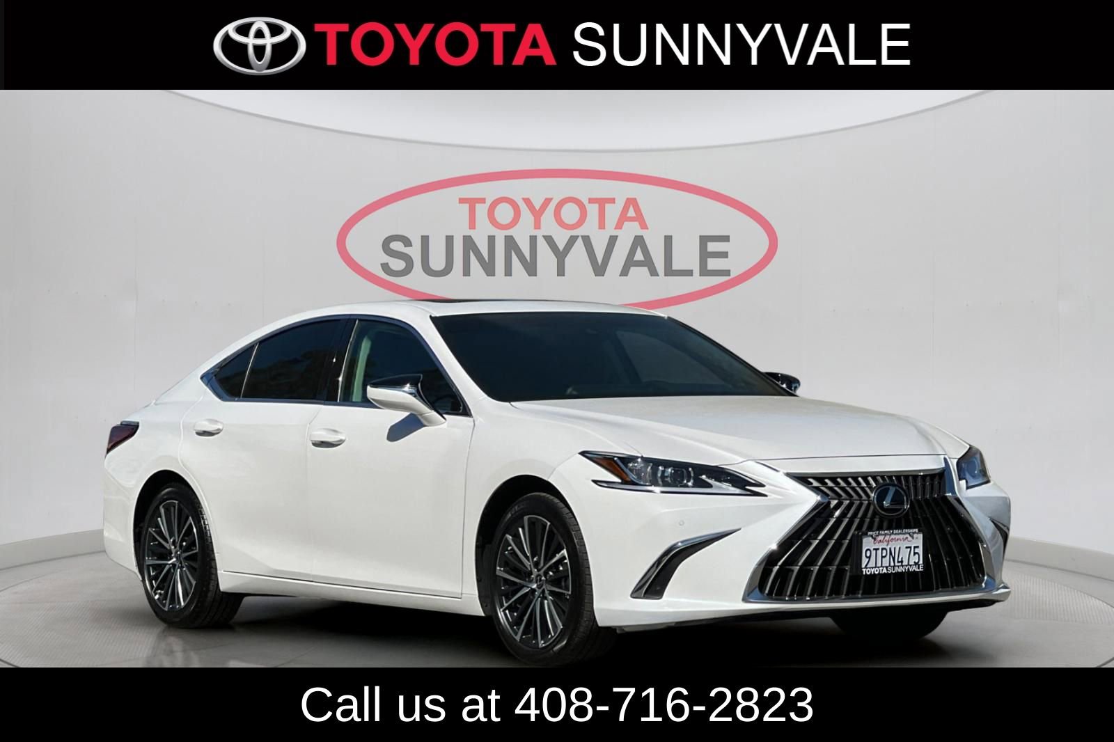 Used 2025 Lexus ES 300h w/ Premium Package image 10