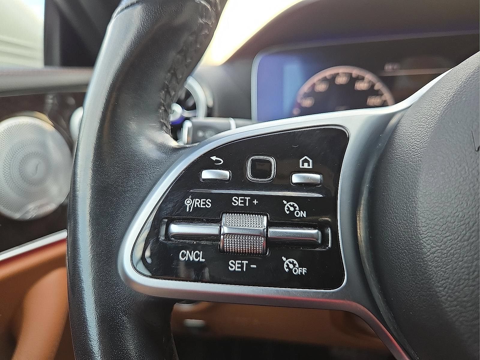 Used 2020 Mercedes-Benz E 450 Cabriolet image 19