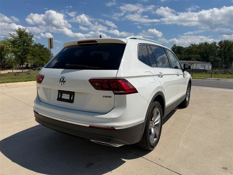 Used 2021 Volkswagen Tiguan SEL AWD/4WD image 7