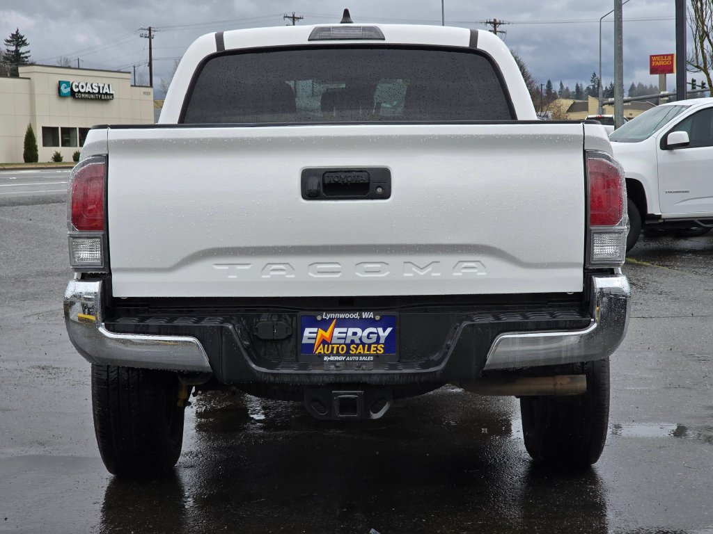 Used 2022 Toyota Tacoma TRD Off-Road AWD/4WD image 6