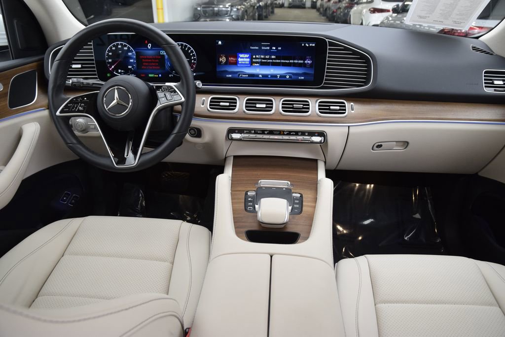Used 2025 Mercedes-Benz GLE 450e 4MATIC image 20