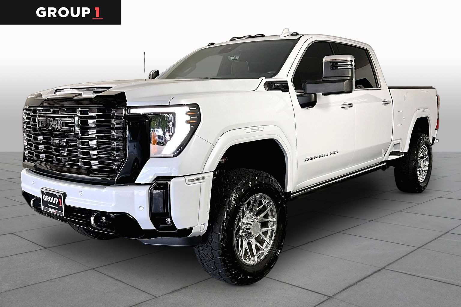 Used 2026 GMC Sierra 2500 Denali Ultimate AWD/4WD image 1