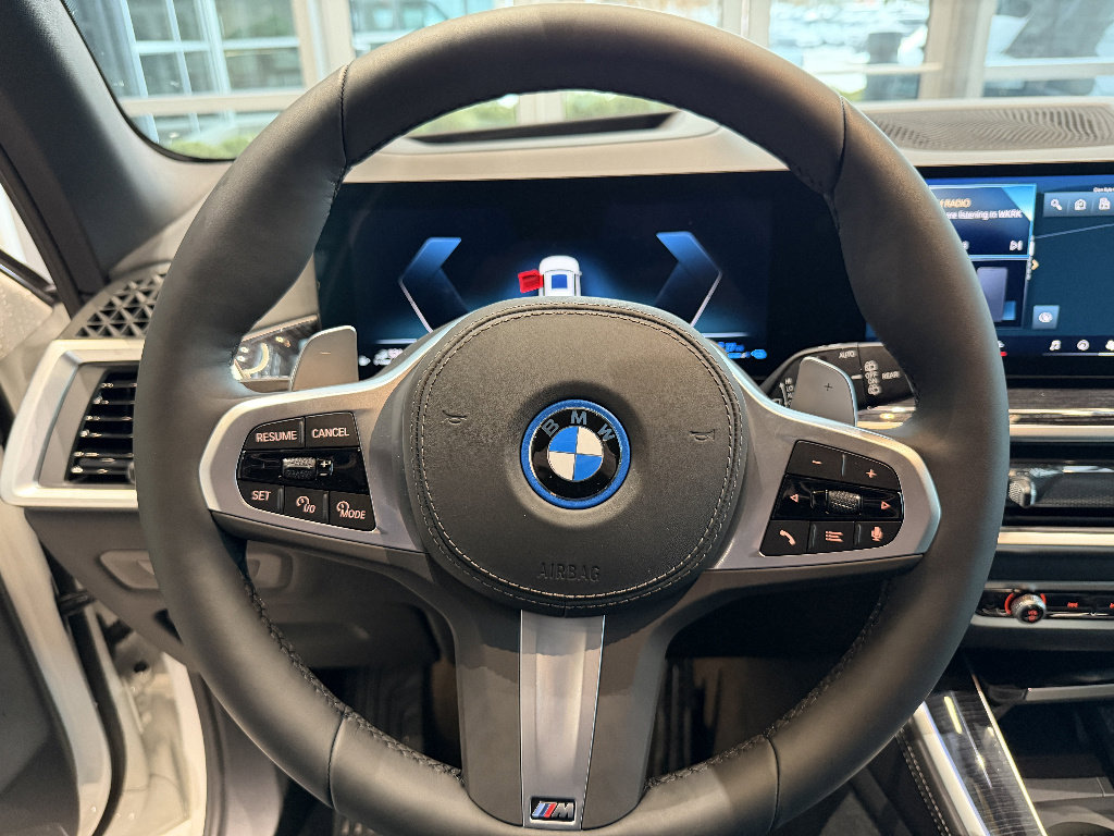 New 2026 BMW X5 xDrive50e w/ M Sport Package image 9