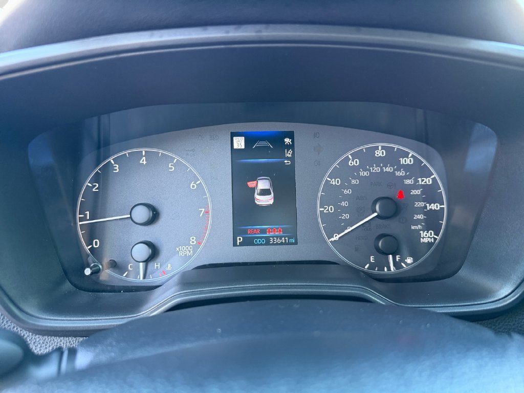 Used 2025 Toyota Corolla LE FWD image 28
