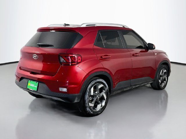 Used 2026 Hyundai Venue SEL FWD image 10