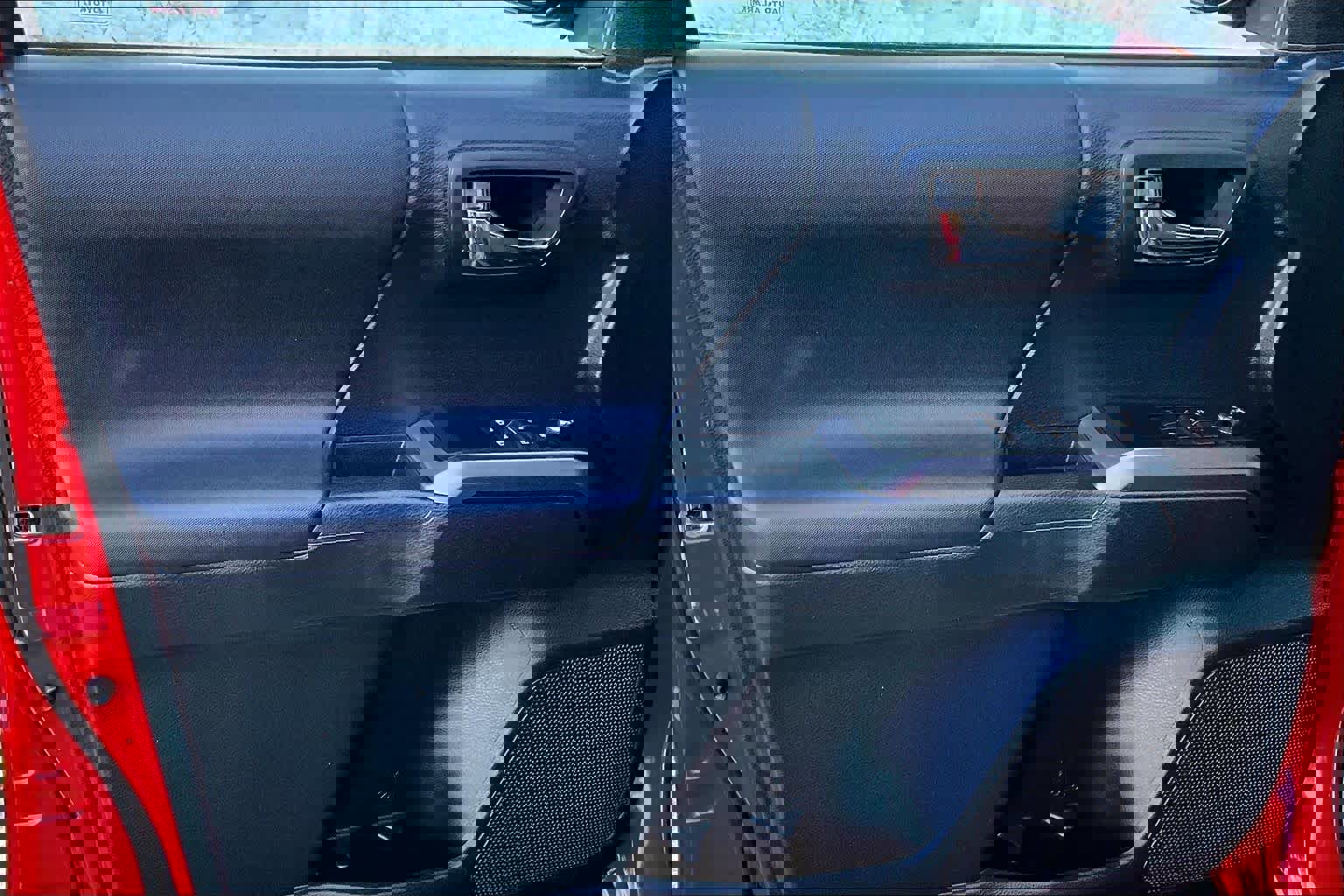 Certified 2017 Toyota Tacoma TRD Sport image 19