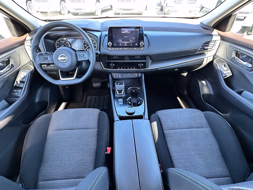 Used 2023 Nissan Rogue SV AWD/4WD image 29