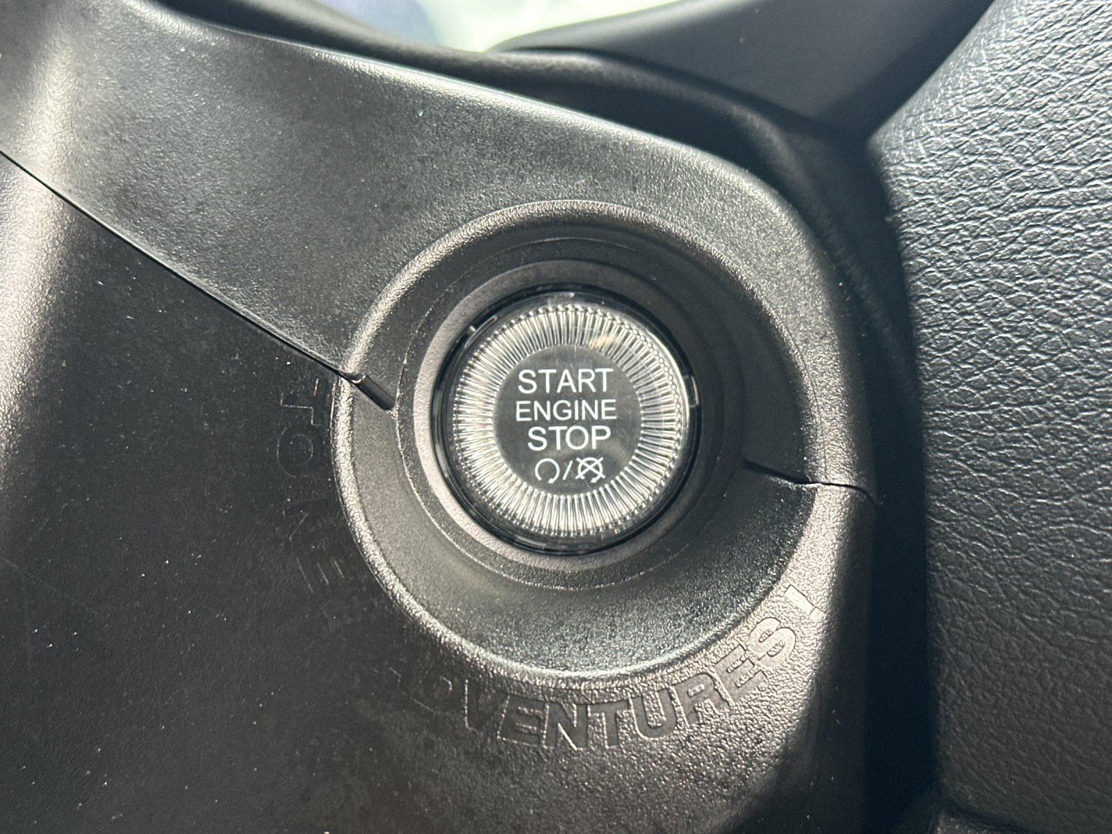 Used 2023 Jeep Renegade Trailhawk w/ Trailer Tow Group image 22