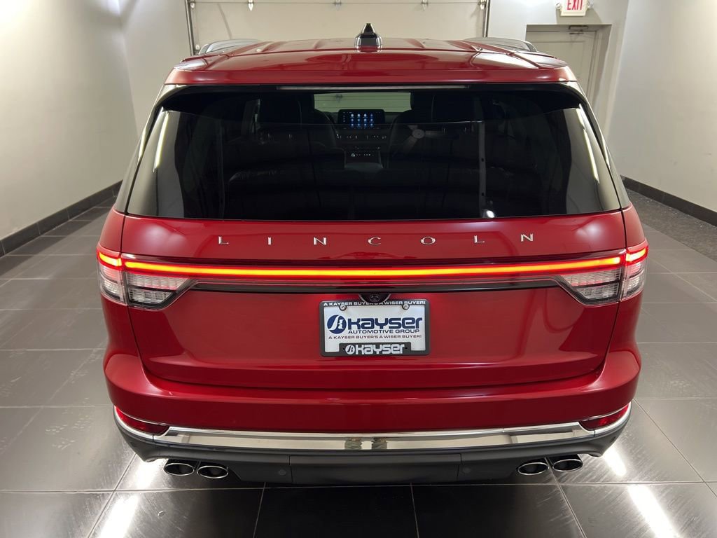 Certified 2025 Lincoln Aviator Reserve w/ Illumination Package AWD/4WD image 5