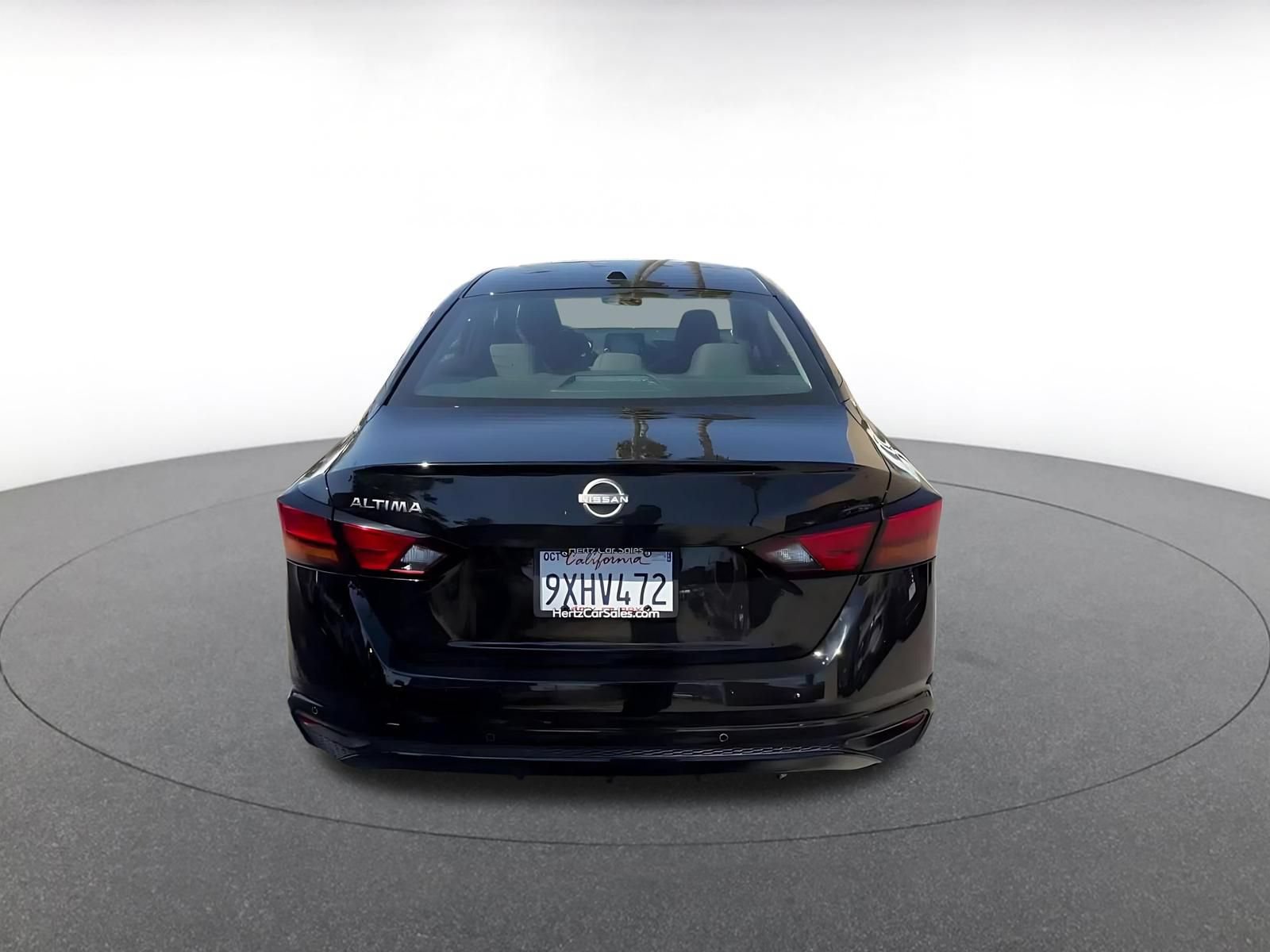 Used 2025 Nissan Altima 2.5 SV FWD image 12